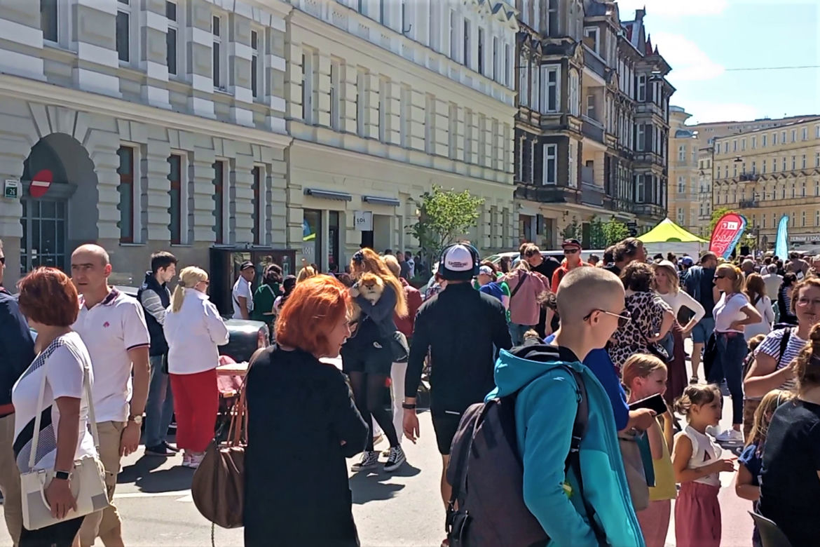 "Rajski dzień" na ulicy Rayskiego