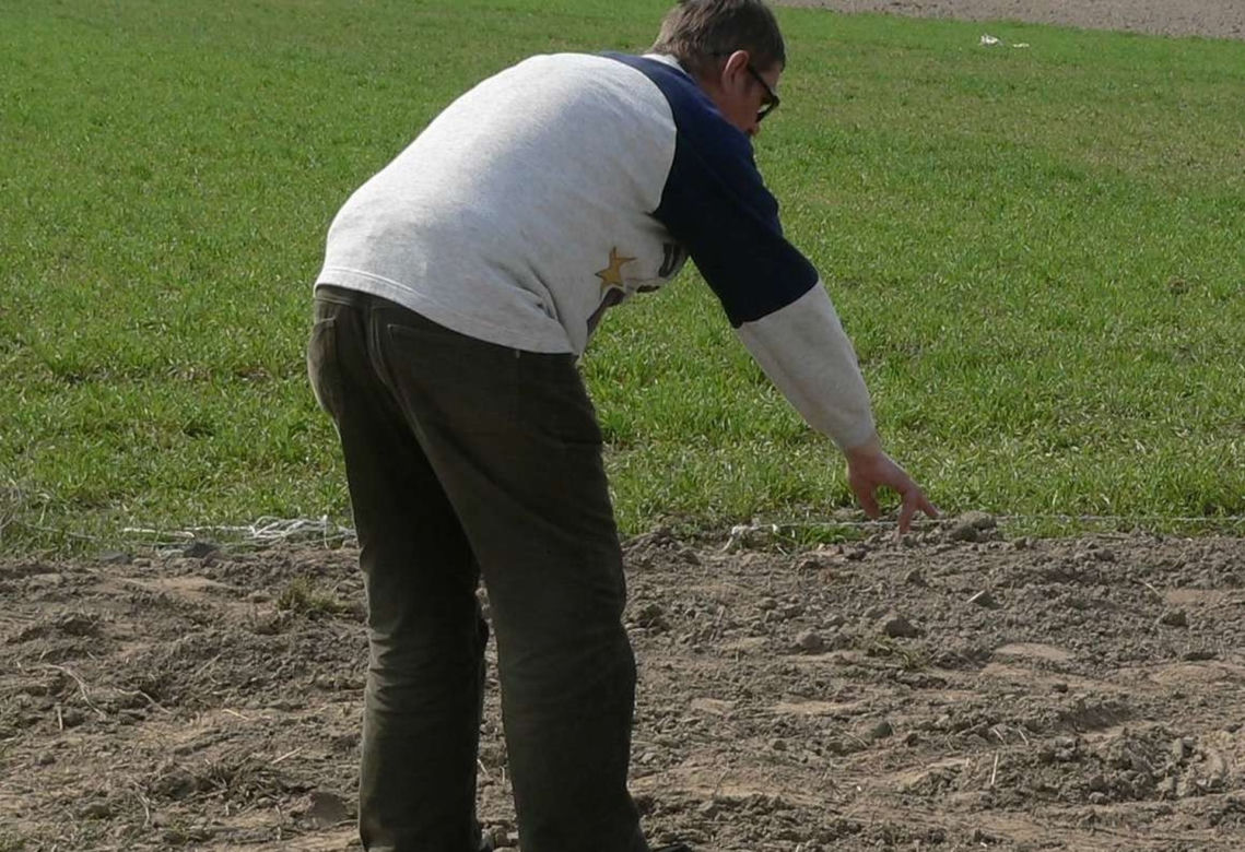 Kombajn ziemniaczany zmiażdżył Wacława. Potworna tragedia pod Garwolinem