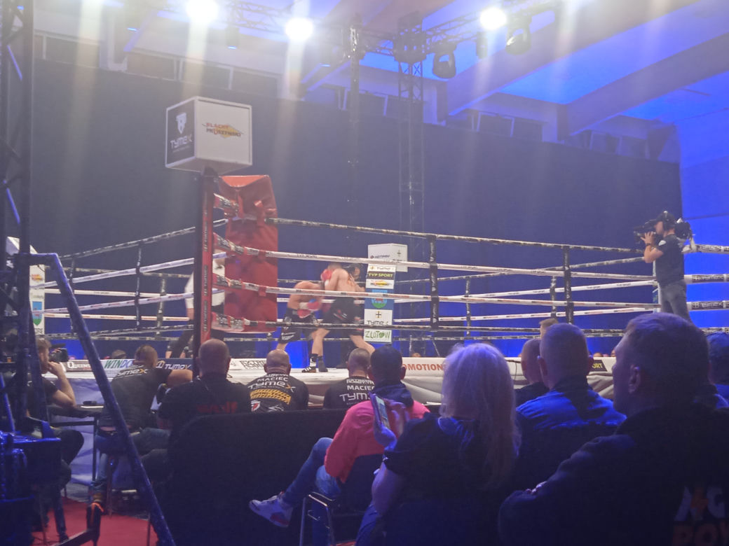 Złotów Boxing Night za nami. Emocjonujące pojedynki rozgrzały Złotów