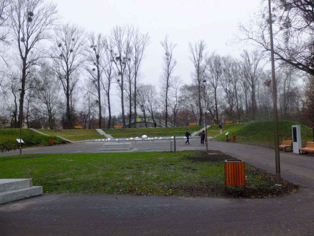 PARK LUDOWY JUŻ OTWARTY PO REMONCIE. ZMIENIŁ SIĘ NIE DO POZNANIA