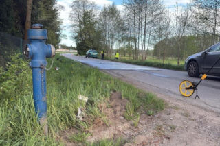 Groźny wypadek w Szynwałdzie. Poszkodowany został motocyklista