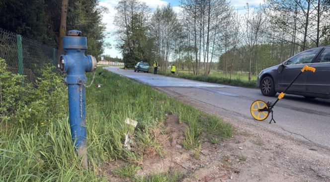 Groźny wypadek w Szynwałdzie. Poszkodowany został motocyklista