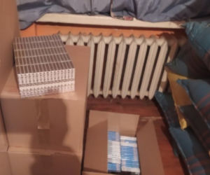 Urządził w domu fabrykę papierosów 