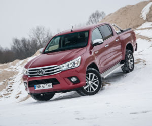 Toyota Hilux SR5 2.4 D-4D