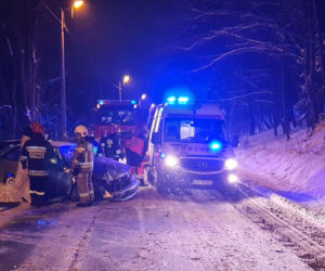 Nowy Sącz. Dwie osoby w szpitalu po wypadku na ulicy Biegonickiej