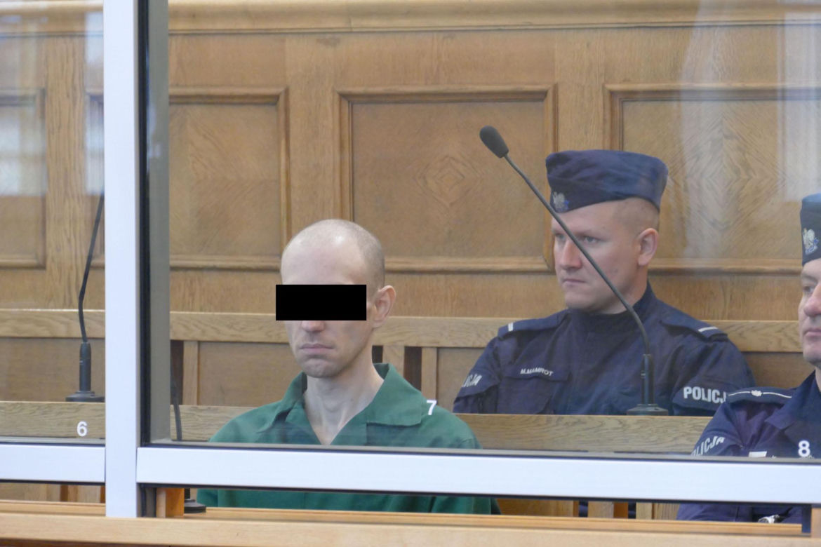 Horror w Łodzi. Zaszlachtował przyjaciela, chciał go podpalić i zjeść