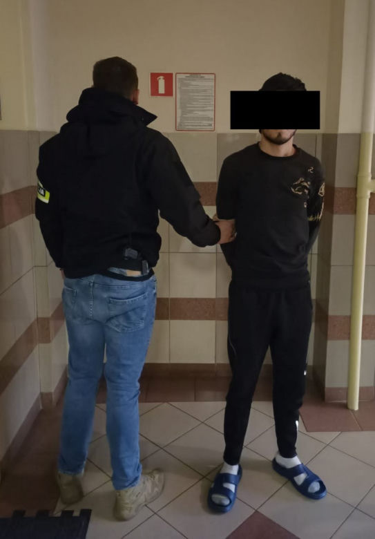 Gang nożowników za kratami ! Trzech Gruzinów grasowało na Pradze