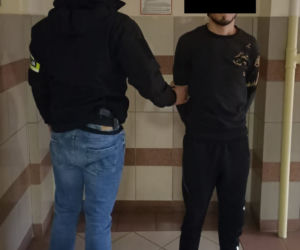 Gang nożowników za kratami ! Trzech Gruzinów grasowało na Pradze