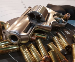 Odwiedź strzelnicę C4 Guns