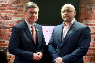 Grabiec: PiS uznał: Warto przyłożyć Żydom