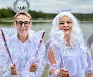 Anielskie skrzydła nad zalewem Piachy. Morsujące Wiedźmy Świętokrzyskie w wyjątkowej akcji o świcie!