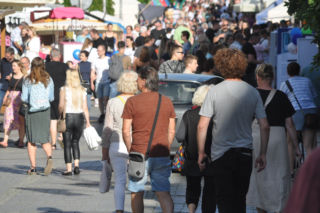 Dochody Polaków w górę. Kto jednak nie zyskał nic?