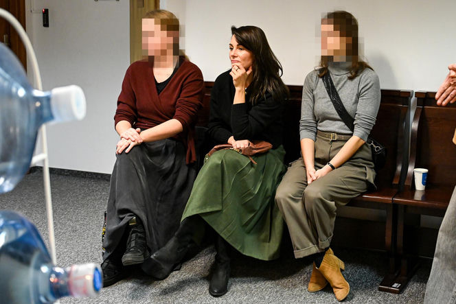 Katarzyna Wajda i Mateusz Wajda w sądzie