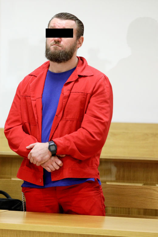 Przyznał się do zabójstwa policjanta. Radosław Ś. uśmiechał się podczas pierwszej rozprawy