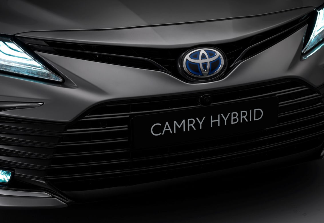 Toyota Camry Hybrid lifting 2021