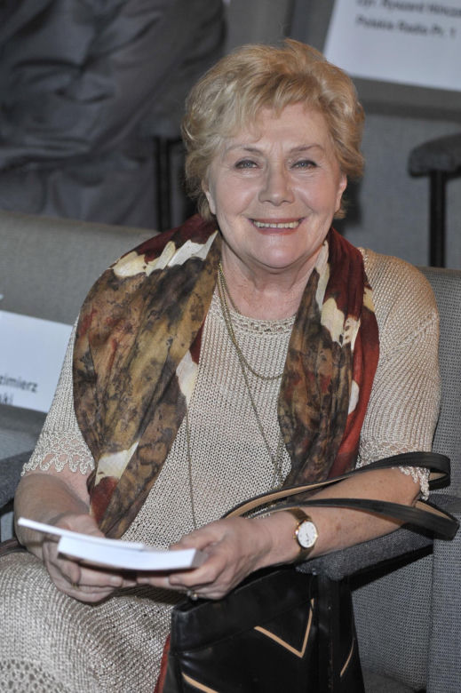 Teresa Lipowska kiedyś i dziś. Tak przez dekady zmieniała się uwielbiana Barbara z "M jak miłość"