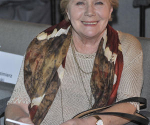 Teresa Lipowska kiedyś i dziś. Tak przez dekady zmieniała się uwielbiana Barbara z M jak miłość
