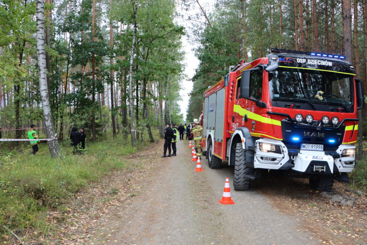 Trąba powietrzna przeszłą pod Warszawą. Pole namiotowe zniknęło w powierzchni ziemi. 26 osób potrzebowało pomocy
