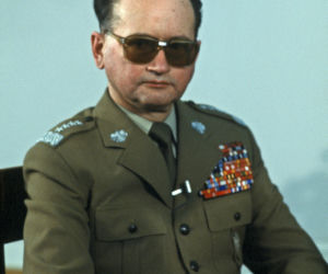 Biskup Głódź broni zbrodniarzy