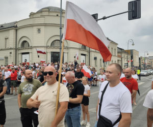 „Cześć i chwała bohaterom!”. Siedlczanie spotkali się w centrum miasta, by uczcić 82. rocznicę wybuchu Powstania Warszawskiego