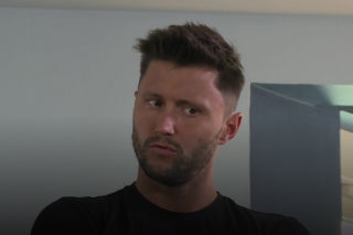 Gliniarze, odcinek 1178: Śledczy odkrywają, że zamordowany taksówkarz miał wielu wrogów, a na jaw wychodzą podejrzenia o molestowanie i groźby