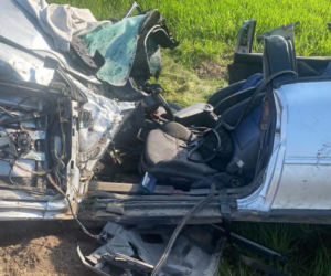 Tragiczny wypadek na Mazowszu. Audi roztrzaskane, dwie osoby nie żyją