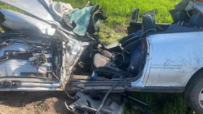 Tragiczny wypadek na Mazowszu. Audi roztrzaskane, dwie osoby nie żyją