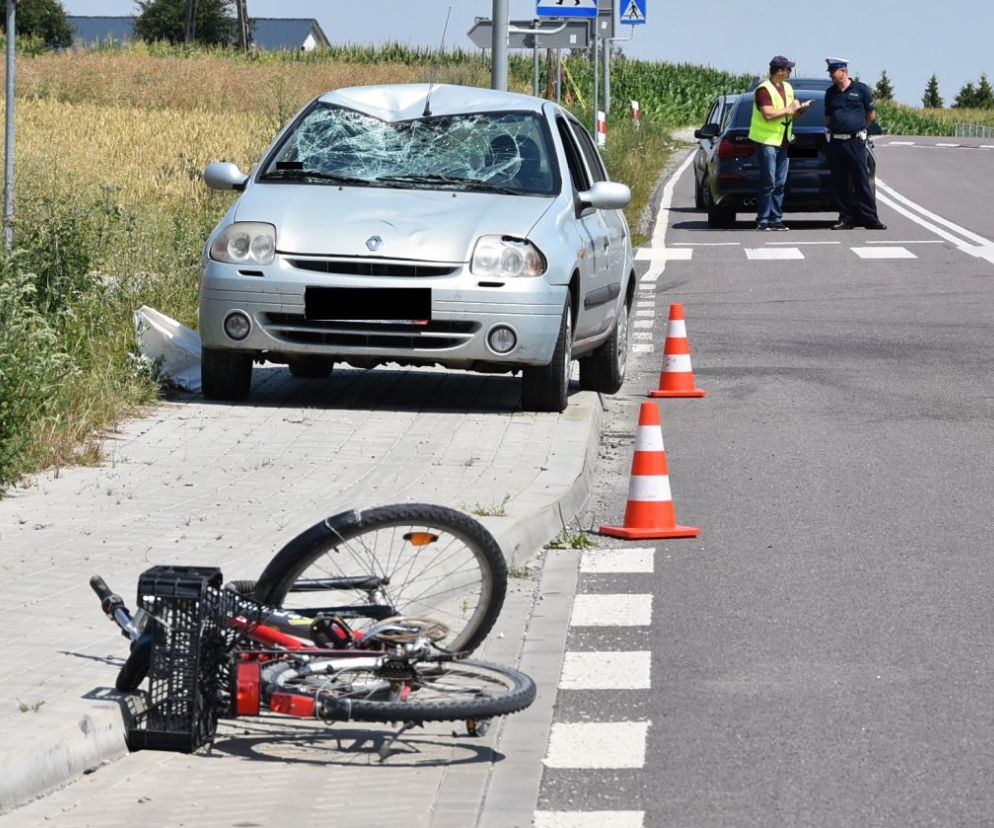 Lubelskie: PIJANY rowerzysta wjechał prosto pod samochód. ZMARŁ następnego dnia
