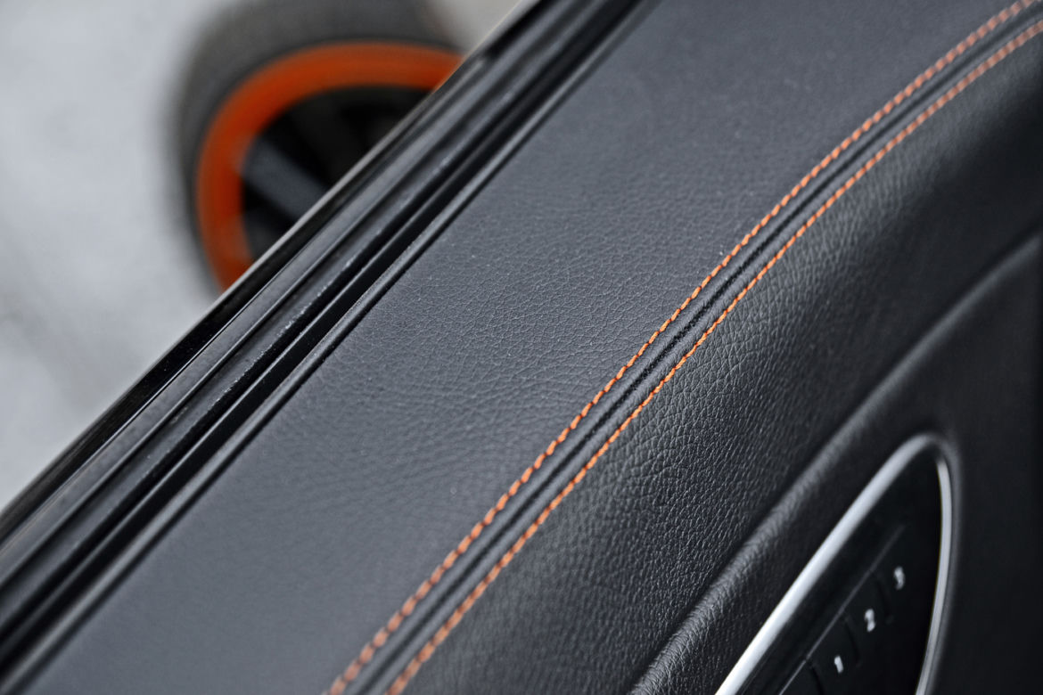 Mercedes-Benz CLA200 Shooting Brake OrangeArt
