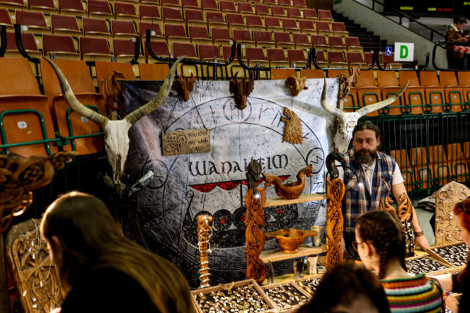 Giełda minerałów w Spodku przyciągnęła tłumy! GeoExpo ekspozycję wspaniałych cudeniek