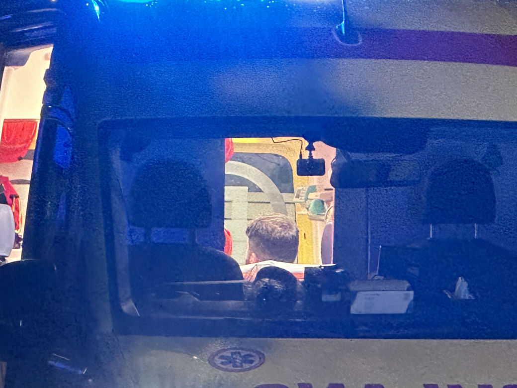 Nocny pościg ulicami Warszawy. Ranny policjant, w akcji pies tropiący