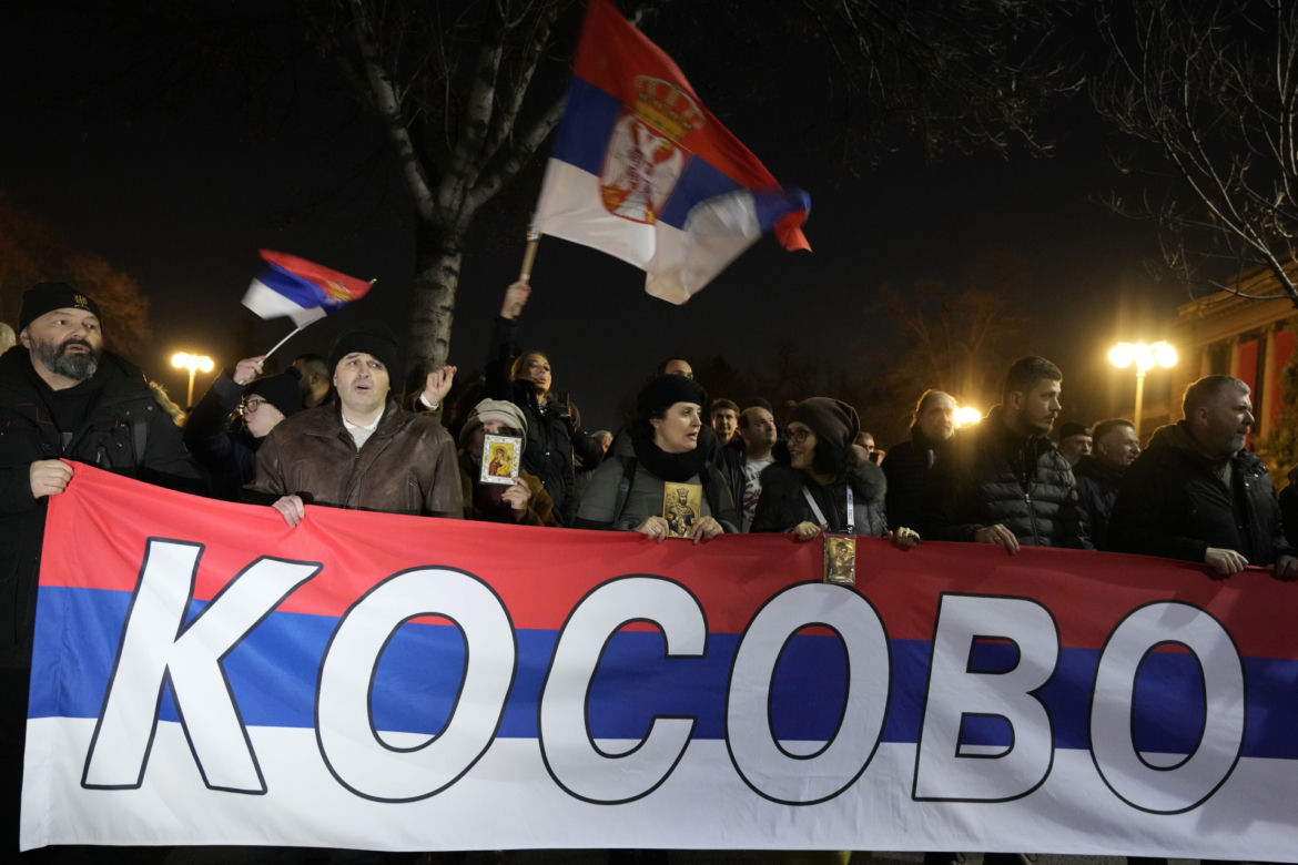 Putin chce przejąć władzę w Serbii? Prorosyjskie ataki w Belgradzie