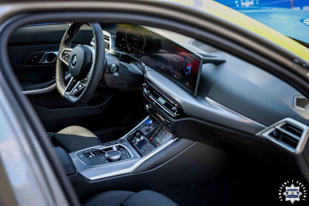 „Bestie” na świętokrzyskich drogach! Policja odbiera nowe BMW M340i xDrive i laserową broń na piratów