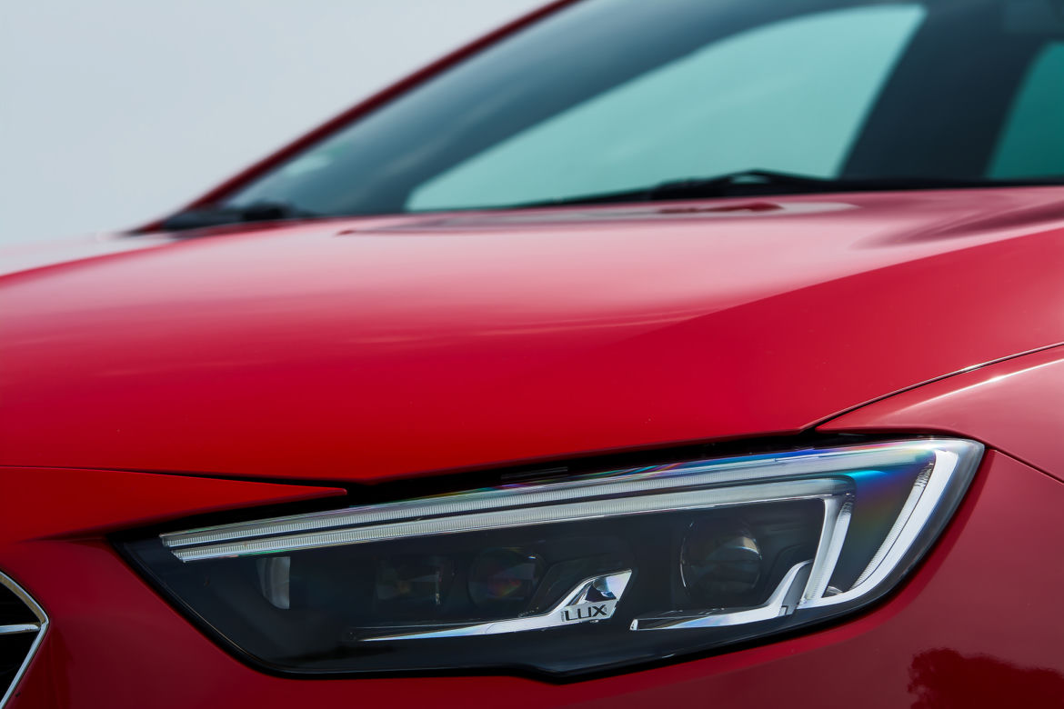 Opel Insignia Sports Tourer OPC Line 2.0 Turbo 260 KM AWD AT