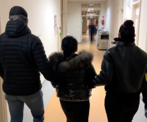 Seniorka straciła oszczędności życia! Policja w akcji