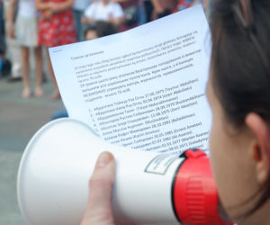 Ukraińcy protestowali na krakowskim Rynku. Chcą, by Ołeh Sencow i inni ukraińscy więźniowie polityczni zostali wypuszczeni z rosyjskich więzień