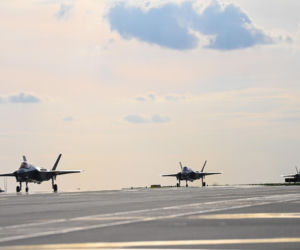 Szef MON nie krył dumy. Pierwsze F-35 już w kraju