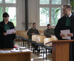 PRAWO AGATY 6 sezon odc. 1. Marek Dębski (Leszek Lichota), Agata (Agnieszka Dygant)