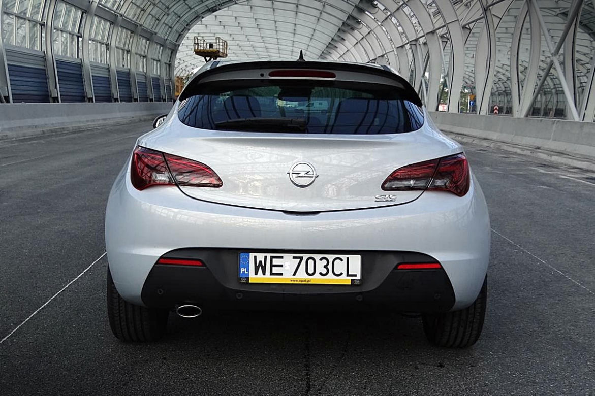 Opel Astra GTC