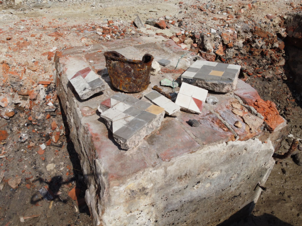 Kolejne archeologiczne odkrycia na przebudowie Placu Pięciu Rogów