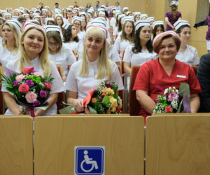 Białystok. Czepkowanie pielęgniarek i położnych