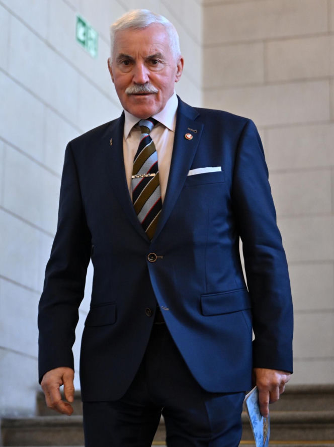 Generał Bieniek krytykuje Trumpa za słowa o polskich żołnierzach