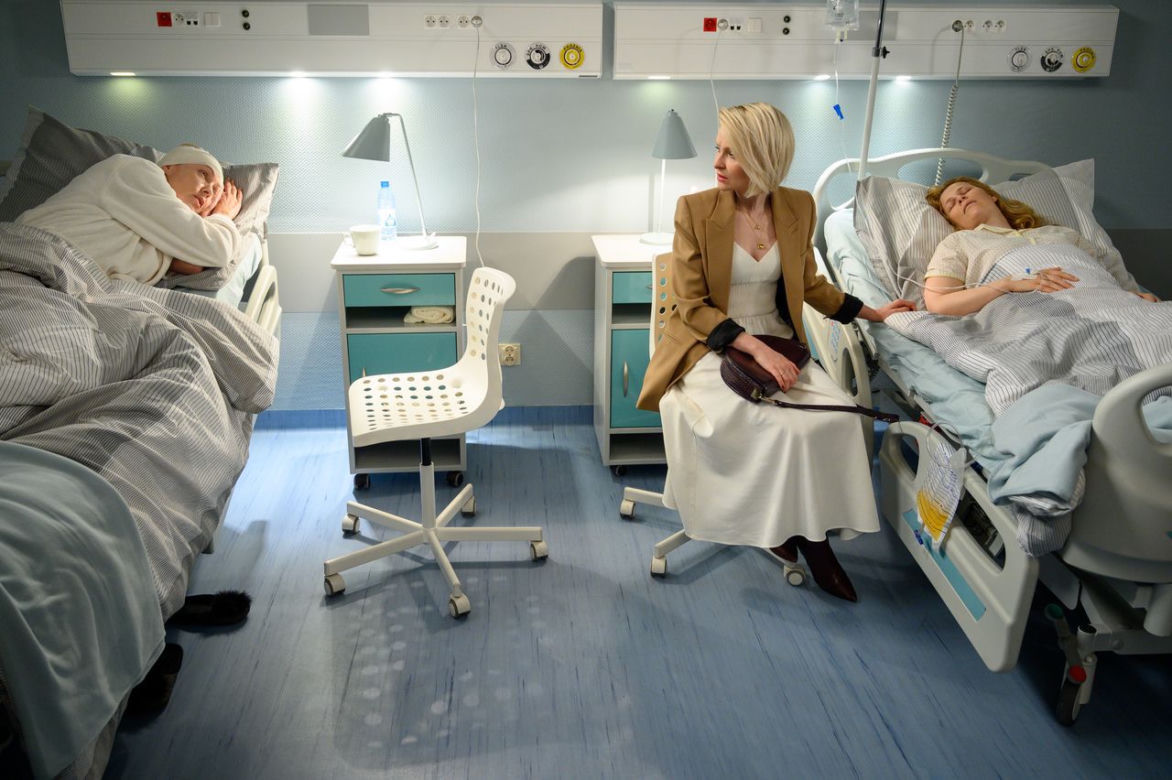 Barwy szczęścia odc. 2113. Iza Małek (Agnieszka Warchulska), Bożena (Marieta Żukowska)
