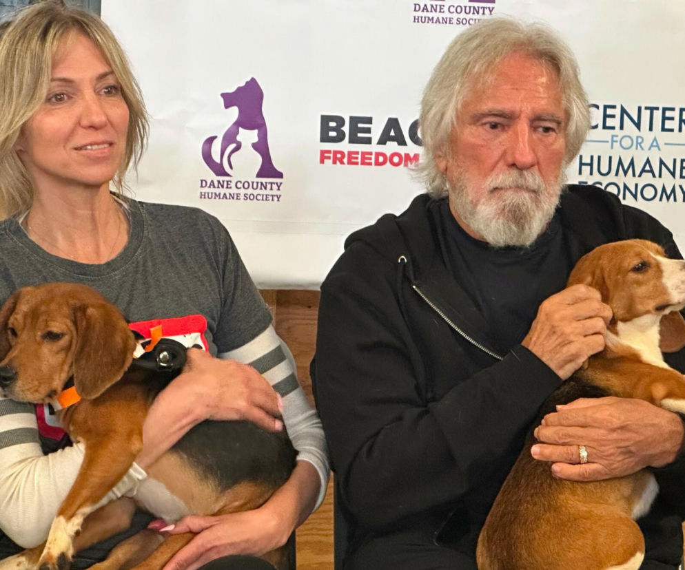 Geezer Butler ratuje Beagle