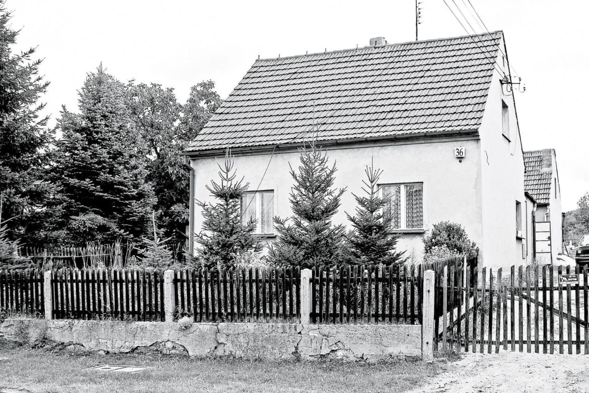 Stara poniemiecka zagroda