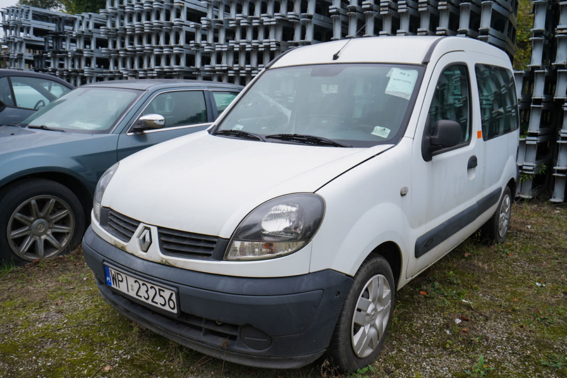 Renault Kangoo. Cena wywoławcza - 4400 zł