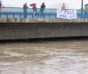 Tak Kraków walczył z ogromną powodzią w 2010