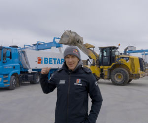 Maciej Janowski porzucił motocykl dla 10-tonowej bestii! Groziła mu praca na etacie