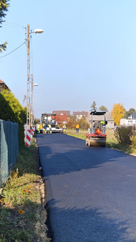 Zaorana ulica w Gliwicach - Ostropie ponownie została wylana asfaltem