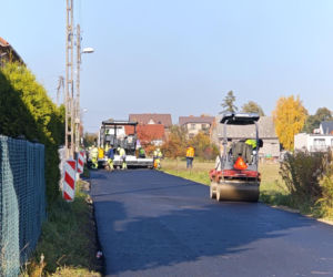 Zaorana ulica w Gliwicach - Ostropie ponownie została wylana asfaltem